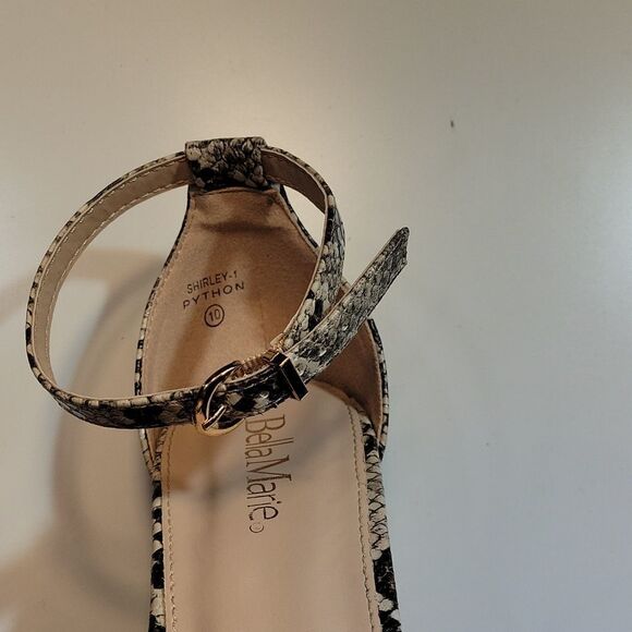BELLA MARIE SHIRLEY PYTHON ANIMAL PRINT DESIGN BLOCK OPEN TOE ANKLE STRAP SANDAL - Picture 14 of 15